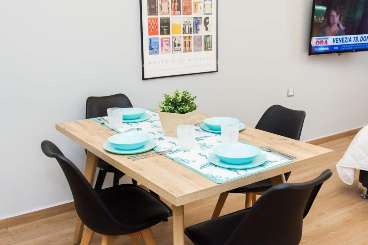 Contemporary And Chic Apartment In Central Athens Luaran gambar