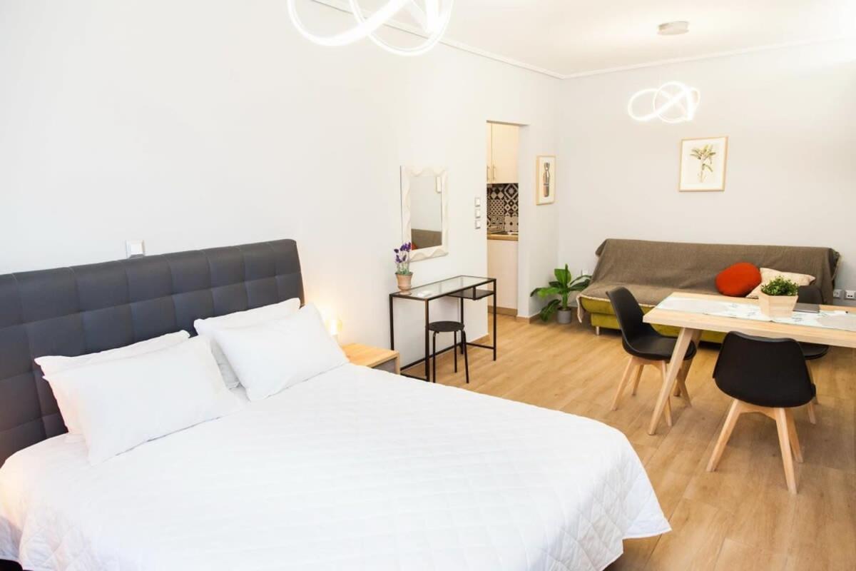 Contemporary And Chic Apartment In Central Athens Luaran gambar