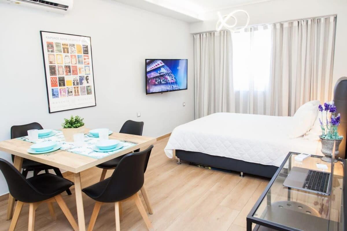 Contemporary And Chic Apartment In Central Athens Luaran gambar